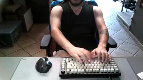 mr_kaa online show from May 28, 10:46 am