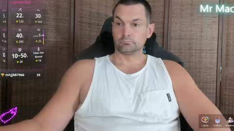 Cam online show from May 12, 8:06 pm