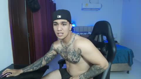 mr_maximo online show from July 30, 4:12 am