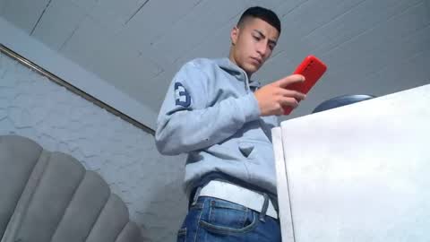 Mr Porn  online show from April 30, 8:57 pm