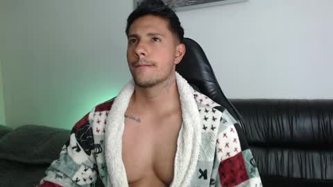 AARON online show from May 19, 3:57 am