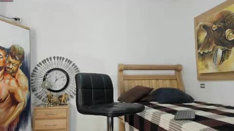 mr_stiven_ online show from May 15, 7:38 am