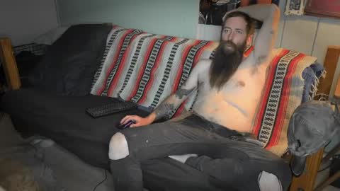 Valdor online show from May 2, 1:30 am