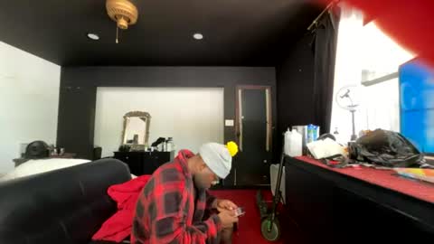 MrBigDThomas online show from July 24, 8:38 pm