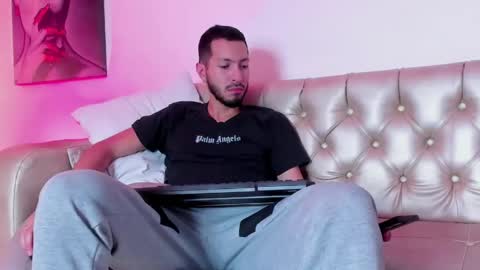 Andy online show from May 14, 12:25 pm