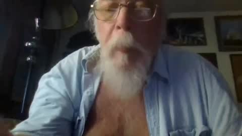 mrhollar online show from July 16, 8:38 pm