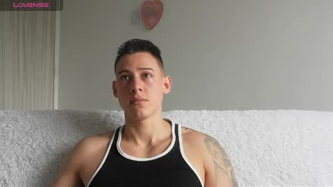 muscle_king_cum online show from May 2, 2:20 pm