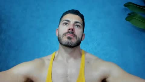 muscularmaster onlyfans online show from May 16, 9:35 pm