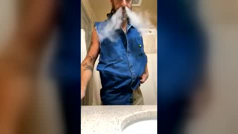 mushroommike91 online show from July 22, 6:27 am