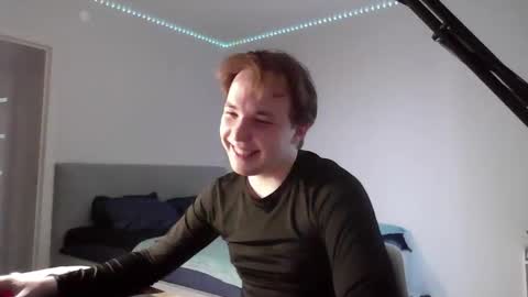 alexplay online show from May 10, 3:02 pm