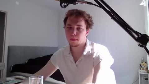 alexplay online show from April 29, 9:25 am