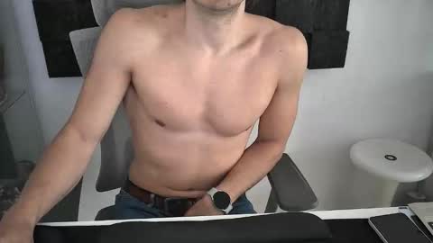 my_lovely_body online show from May 13, 8:00 am