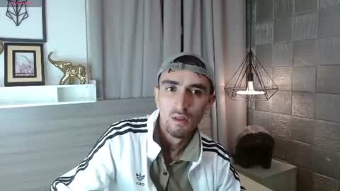Im Mike online show from July 24, 4:09 am