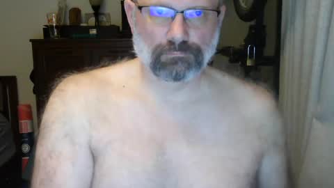 Just hanging out - No pressure online show from July 10, 6:39 am