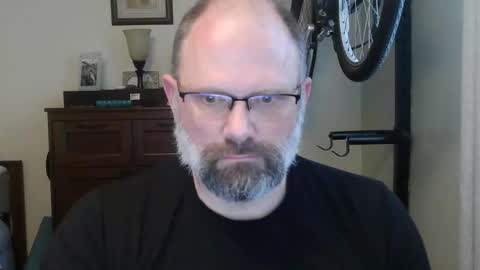 Just hanging out - No pressure online show from May 4, 1:18 am