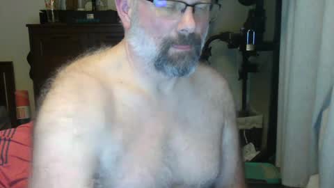 Just hanging out - No pressure online show from July 11, 6:48 am