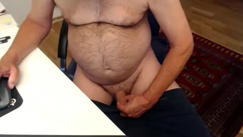 Nakedwanker10 online show from May 23, 5:46 am