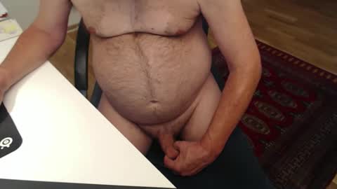 Nakedwanker10 online show from May 21, 4:52 am