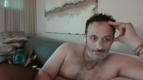 nassobout online show from June 18, 12:12 am