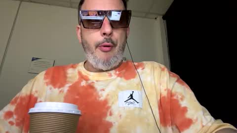 nassobout online show from May 19, 1:56 am