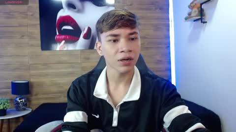 nathanclay online show from May 5, 3:08 am