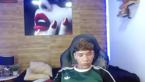 nathanclay online show from May 21, 2:21 pm