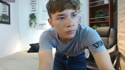 nathanclay online show from May 13, 3:36 am