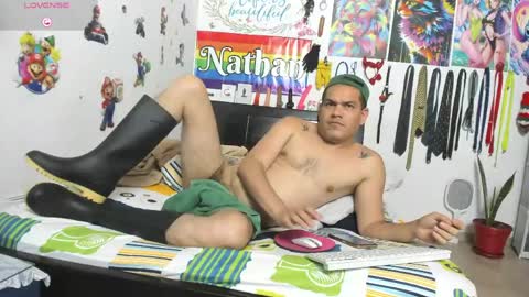 nathan nathaniel online show from May 19, 11:33 pm