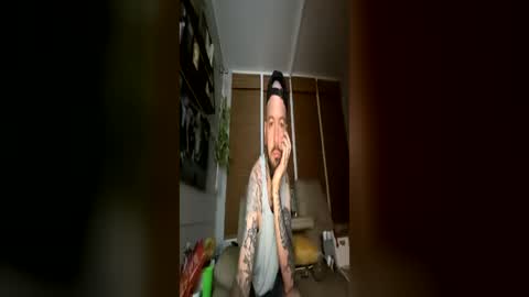 Nattidaddy online show from June 9, 3:30 am