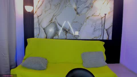Jader  y  Esteban online show from May 3, 12:41 pm