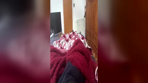 naughtynaughty26 online show from June 29, 6:52 am
