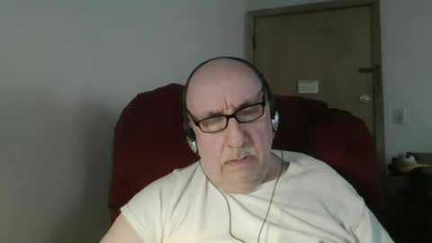 Tom online show from June 15, 11:08 pm