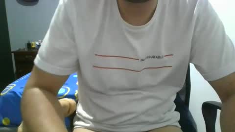 MrBull online show from May 19, 3:46 am