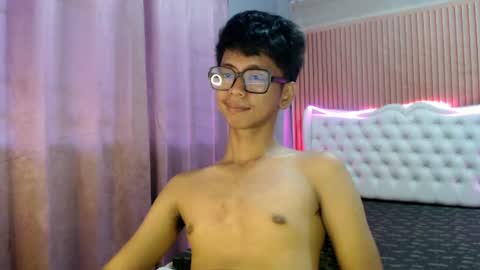 Ethan online show from June 21, 10:37 pm