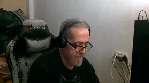 neron401 online show from May 2, 10:23 pm