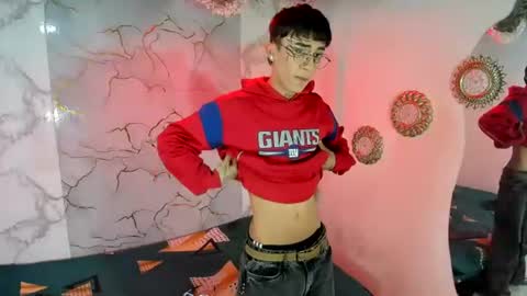 nice_boys11 online show from July 21, 1:18 am
