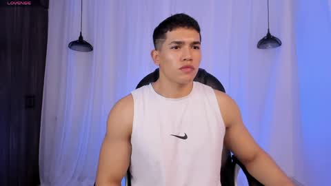 nick fenix online show from April 23, 3:22 am