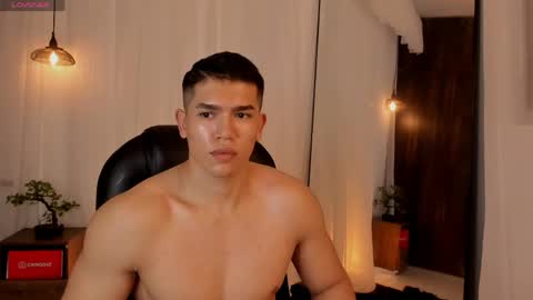 nick fenix online show from May 5, 5:09 am