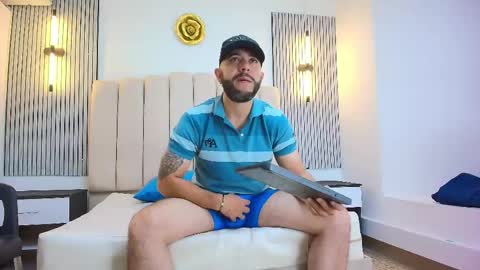 NICOLAS online show from May 19, 12:11 pm