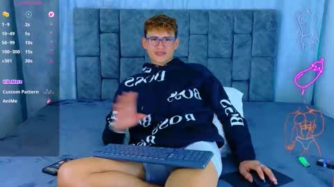 nicolastorres__ online show from May 16, 4:32 am