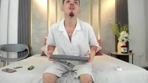Niko Stone online show from June 14, 4:36 am
