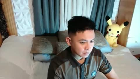 njay_16 online show from May 5, 1:02 pm