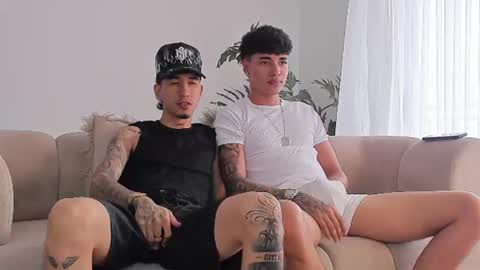 noahdaviss online show from August 3, 9:21 pm