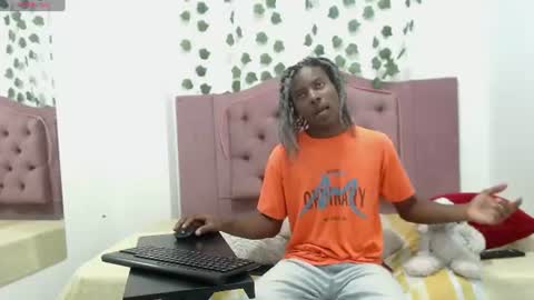 noah online show from June 10, 11:34 am