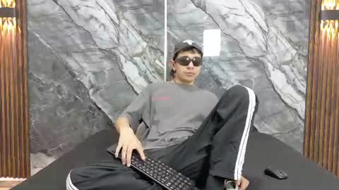    online show from July 17, 11:28 am