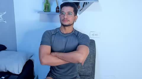 Im Nolan  online show from May 21, 1:45 am