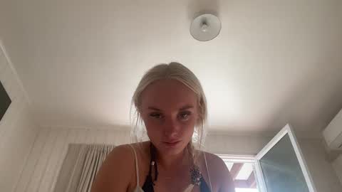 Mason and Blondies studio online show from May 2, 2:58 am