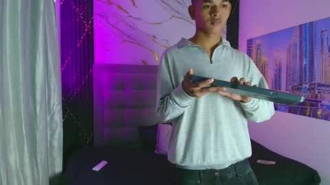 nova_mitchell online show from May 9, 12:39 pm
