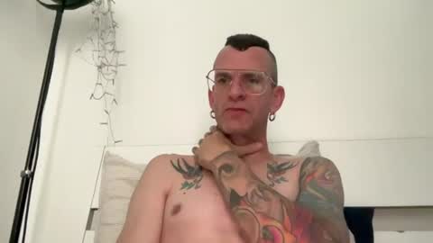 Jonathan Deep online show from June 18, 9:14 am