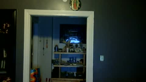 oscar flores online show from July 8, 1:53 am